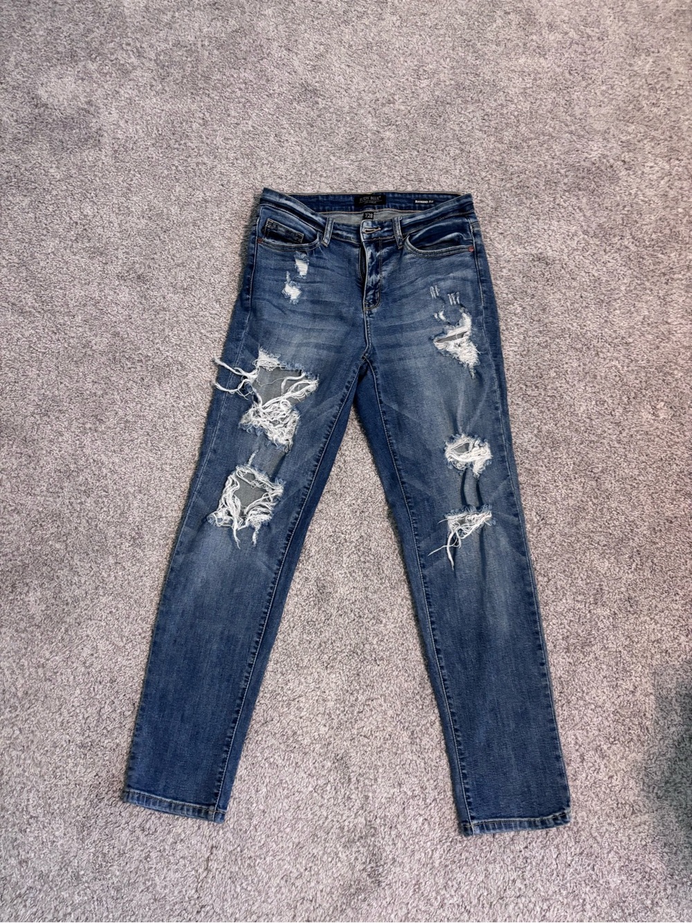 Judy Blue Medium Wash Distressed Boyfriend Jeans